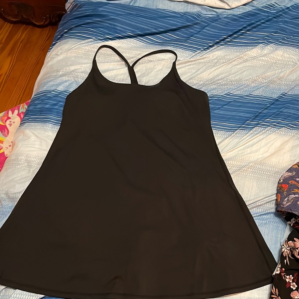 NWOT Halara dress. Size 1x only tried on. Black in color